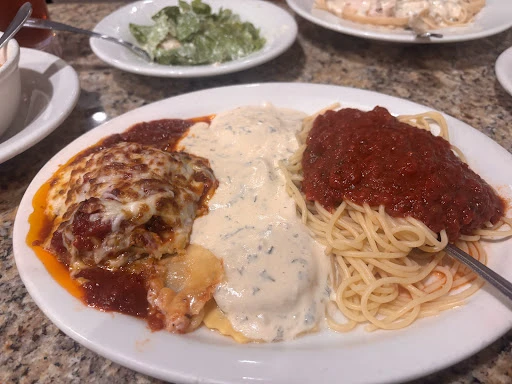 Angelo's Italian Restaurant & Pizzeria photo 9